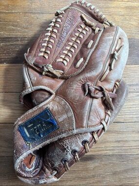 Vintage Brown Leather Baseball Glove by Franklin 4087